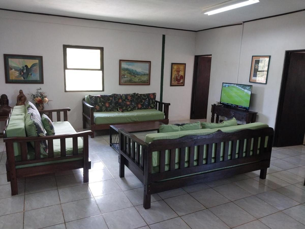 Vida Aventura Ranch Hotel Tanques Bagian luar foto