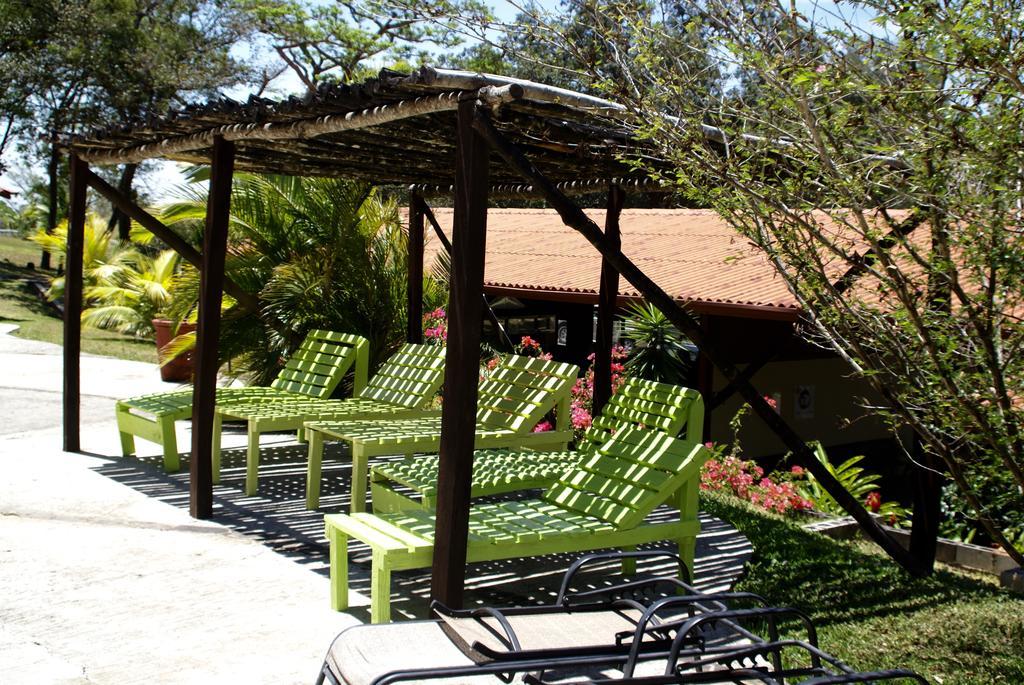 Vida Aventura Ranch Hotel Tanques Bagian luar foto