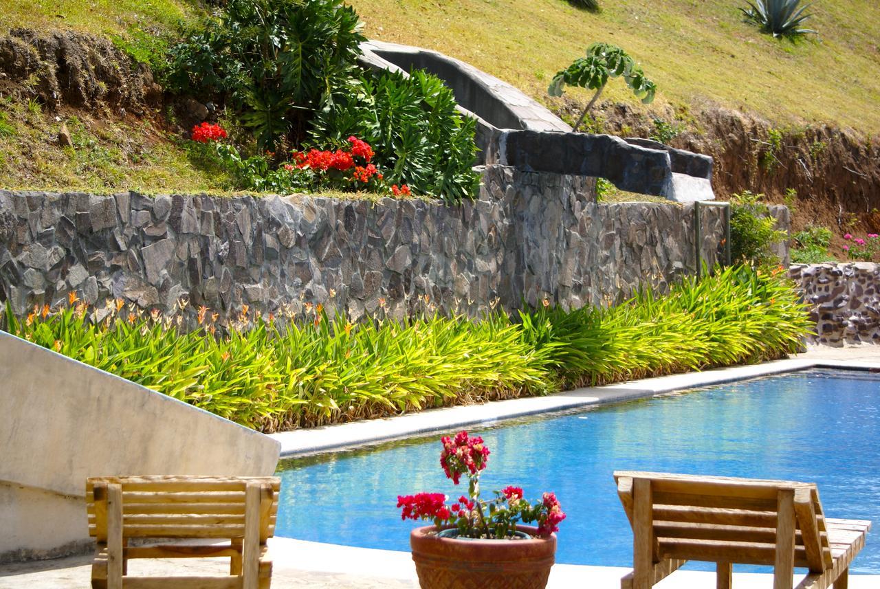 Vida Aventura Ranch Hotel Tanques Bagian luar foto